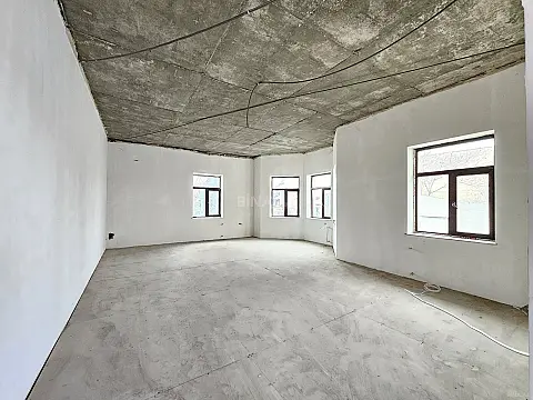 Satılır 6 otaqlı həyət evi 400 m²