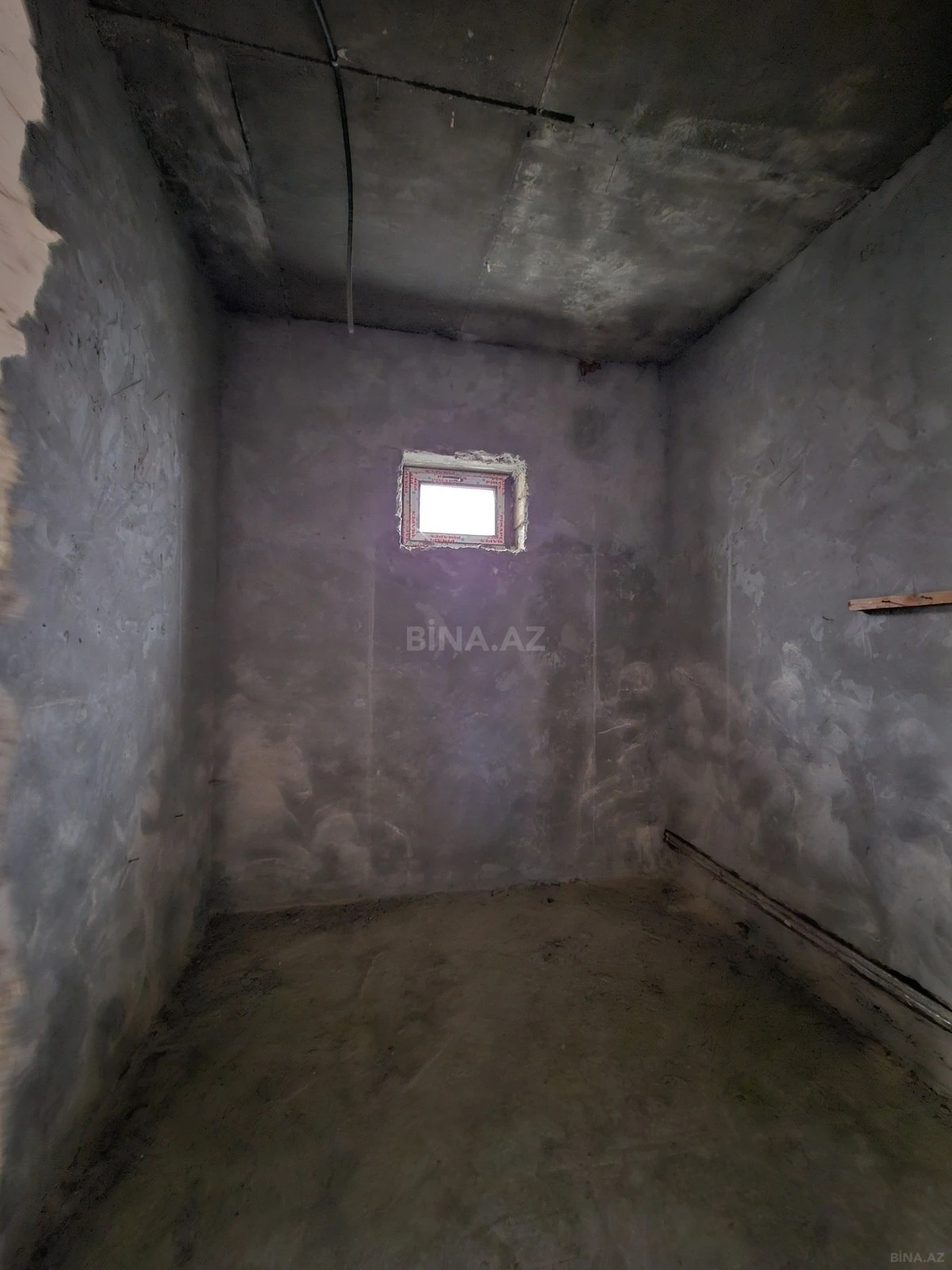 Satılır 6 otaqlı həyət evi 400 m²