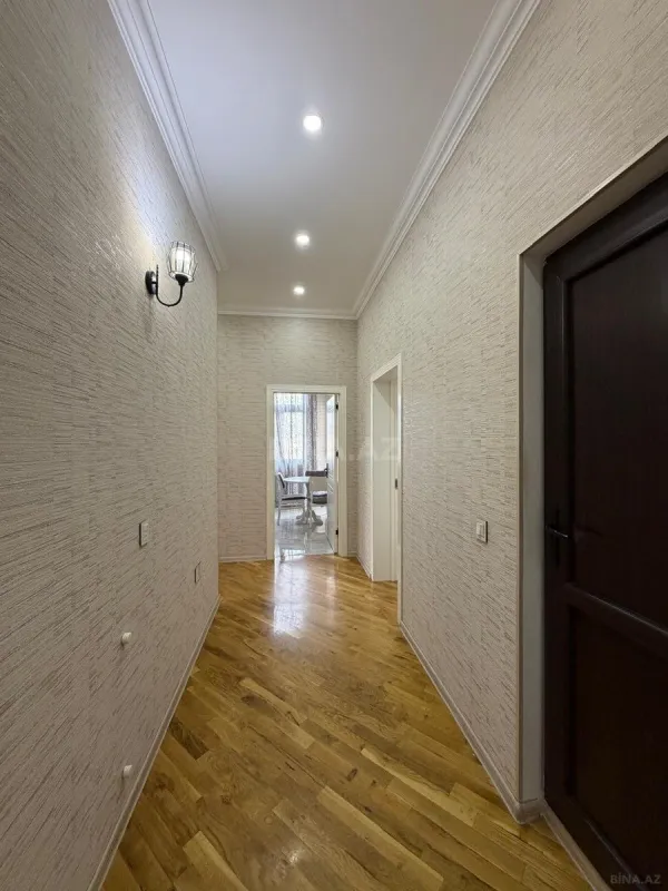 Satılır 2 otaqlı mənzil 84 m²