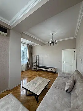 Satılır 2 otaqlı mənzil 84 m²