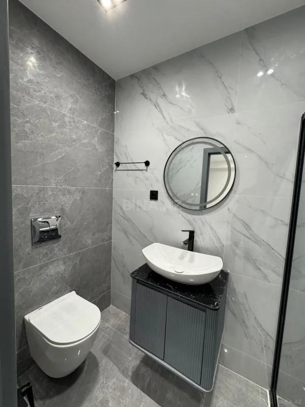 Satılır 2 otaqlı mənzil 70 m²