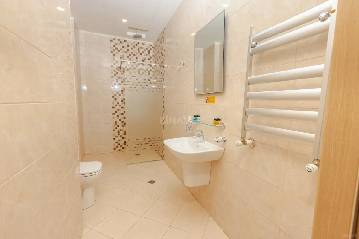 Kirayə verilir 3 otaqlı mənzil 150 m²
