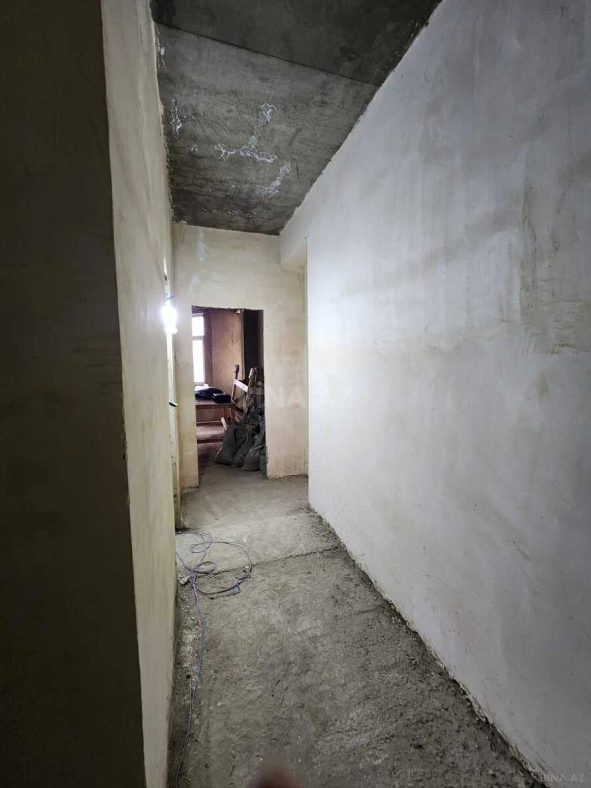 Satılır 2 otaqlı mənzil 55 m²