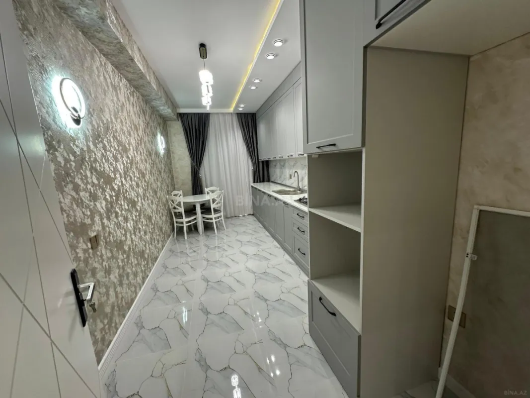 Satılır 2 otaqlı mənzil 85 m²
