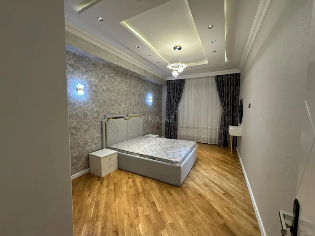 Satılır 2 otaqlı mənzil 85 m²