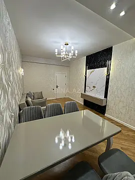 Satılır 2 otaqlı mənzil 85 m²