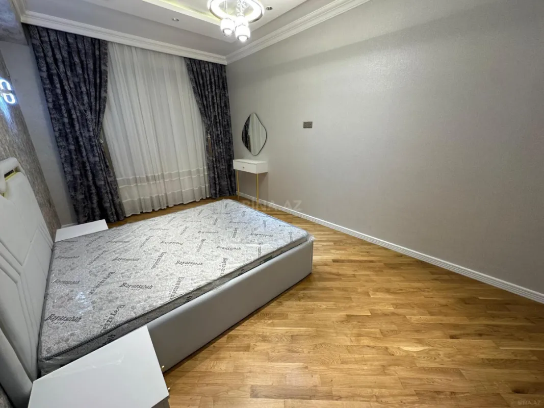 Satılır 2 otaqlı mənzil 85 m²