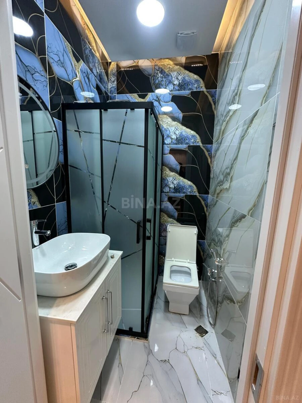 Satılır 2 otaqlı mənzil 85 m²