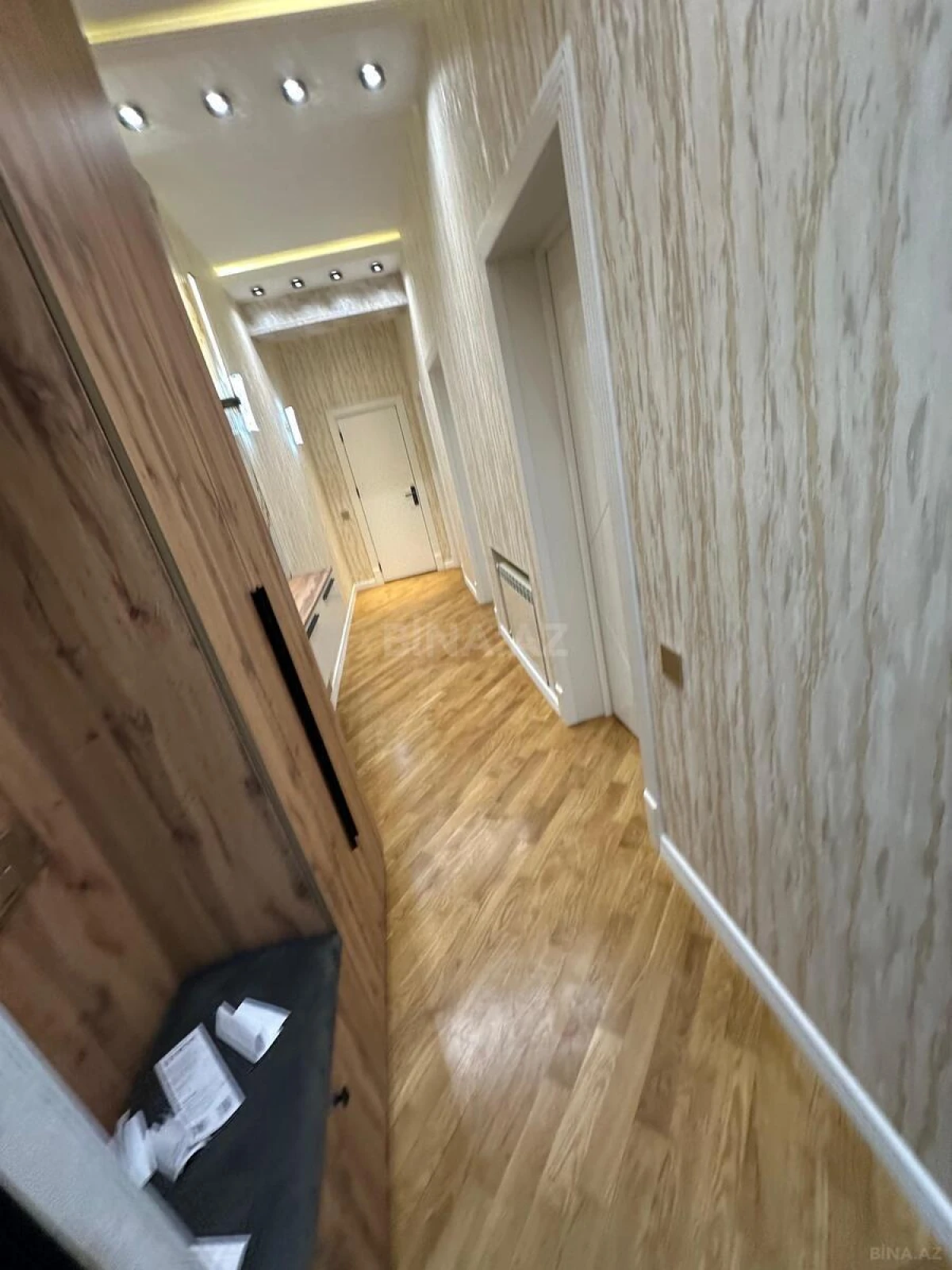 Satılır 2 otaqlı mənzil 85 m²