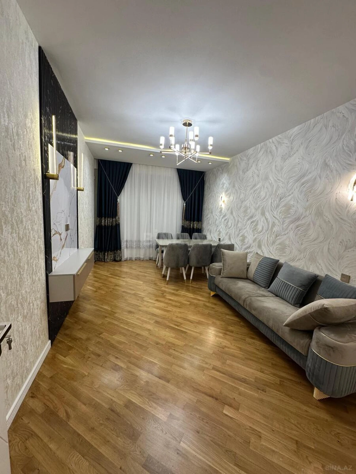 Satılır 2 otaqlı mənzil 85 m²