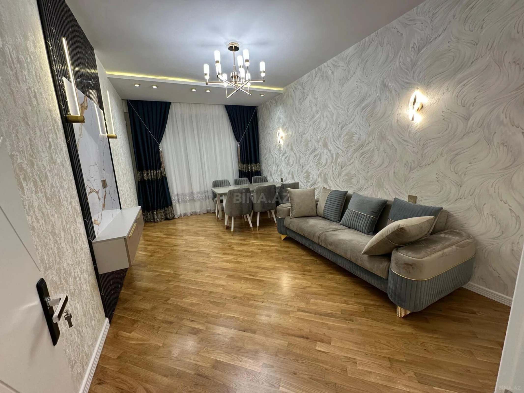 Satılır 2 otaqlı mənzil 85 m²