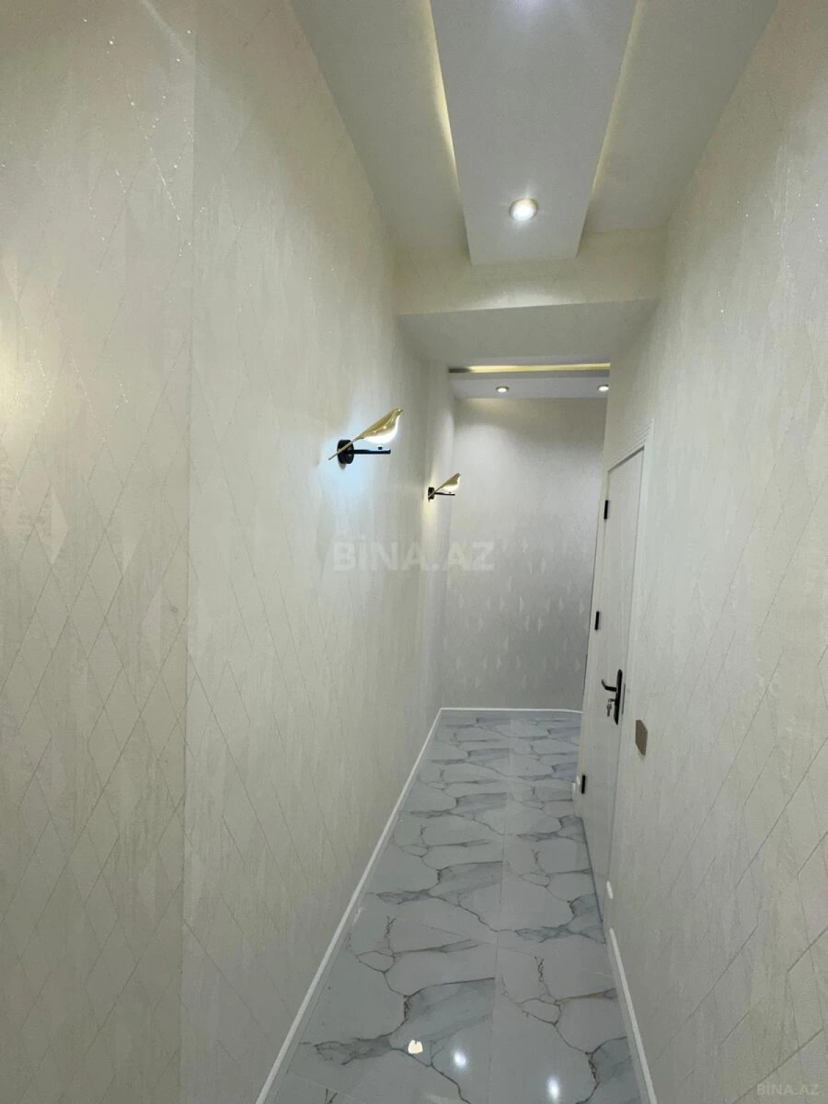 Satılır 2 otaqlı mənzil 62 m²