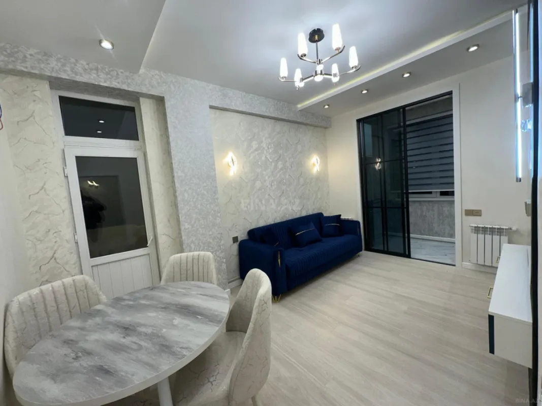 Satılır 2 otaqlı mənzil 62 m²