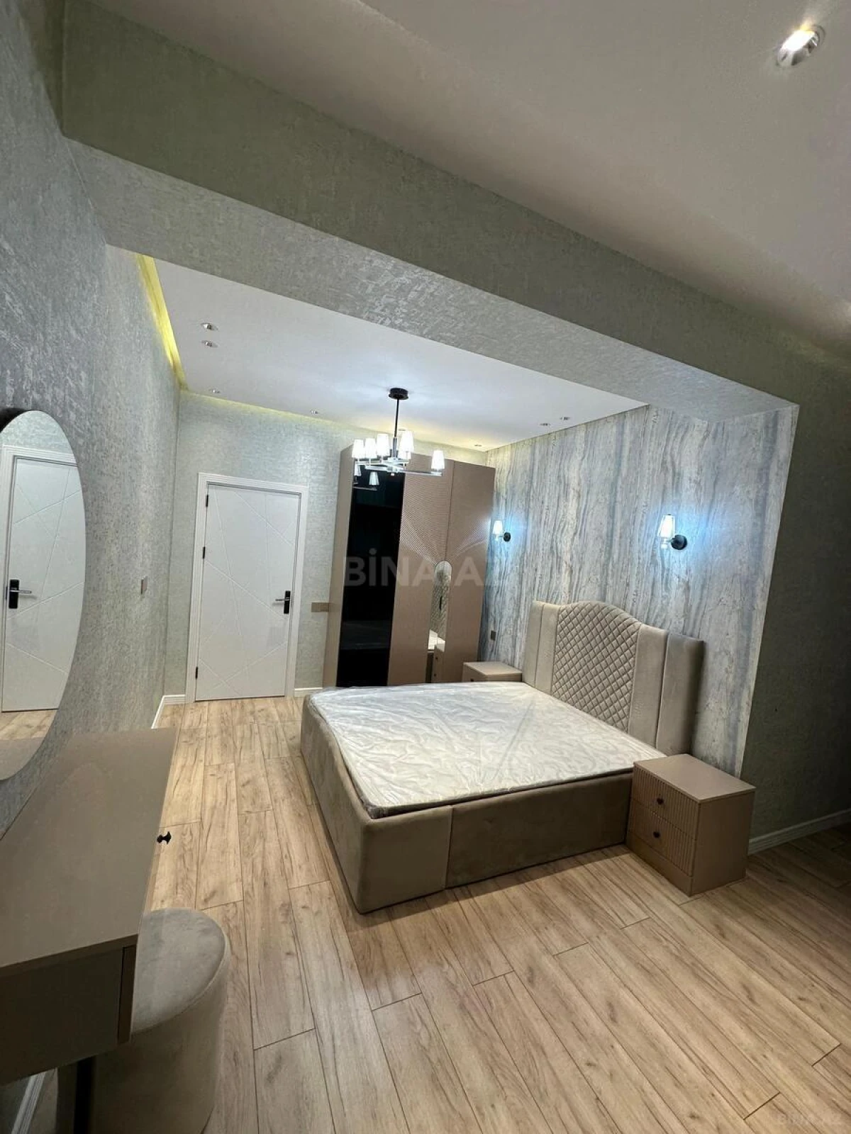 Satılır 2 otaqlı mənzil 85 m²