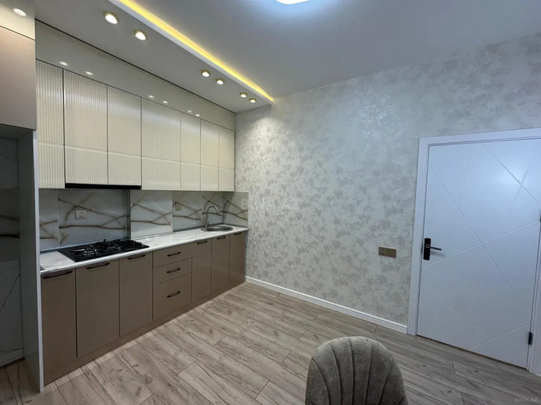 Satılır 2 otaqlı mənzil 85 m²
