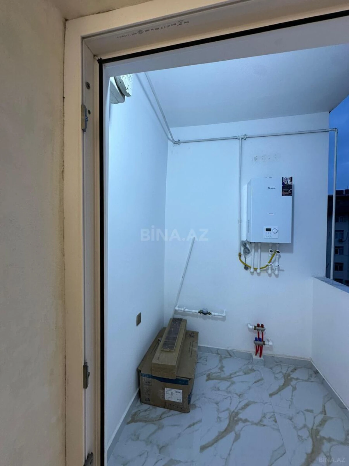 Satılır 2 otaqlı mənzil 85 m²