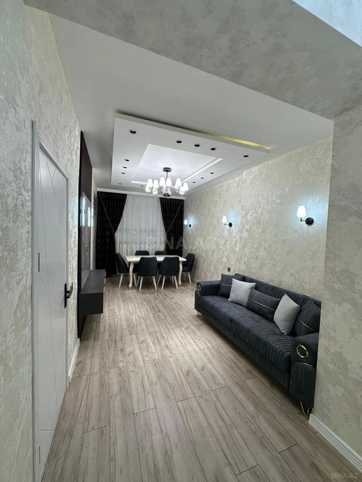 Satılır 2 otaqlı mənzil 85 m²