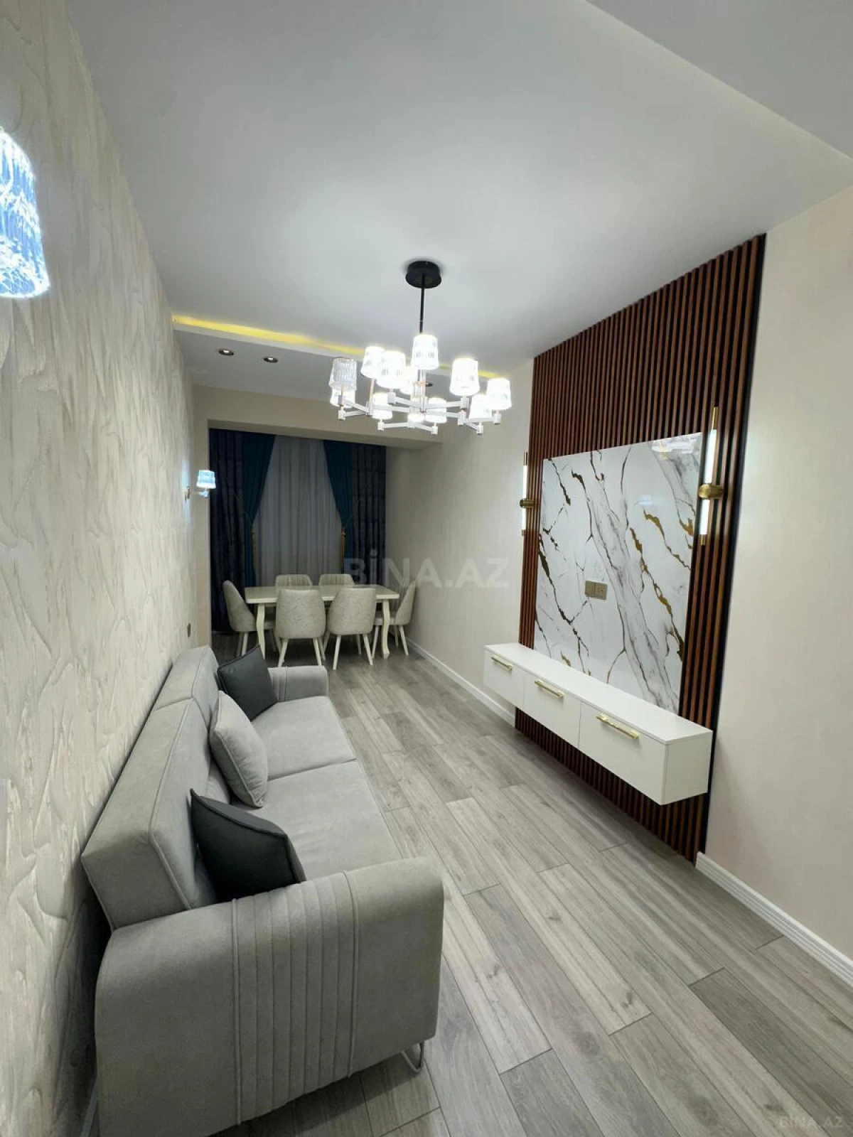 Satılır 2 otaqlı mənzil 75 m²