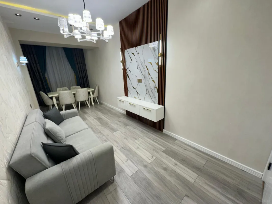 Satılır 2 otaqlı mənzil 75 m²
