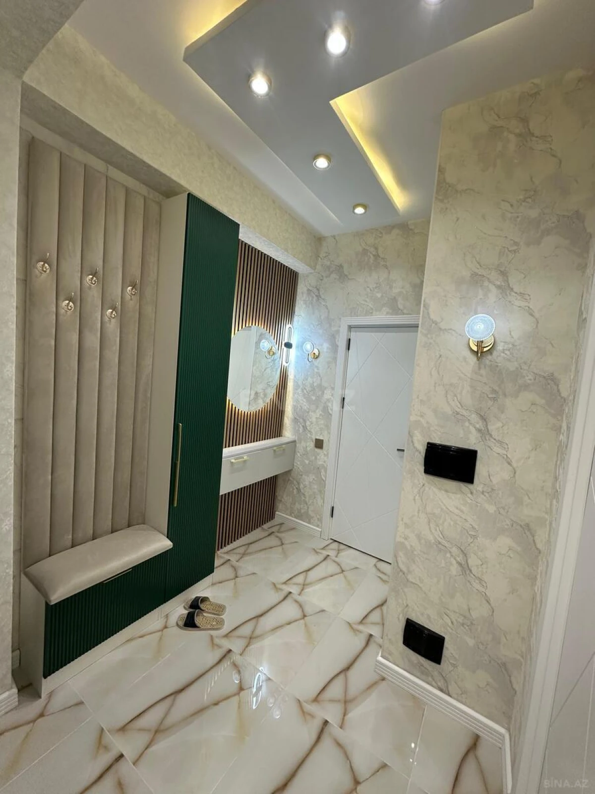 Satılır 2 otaqlı mənzil 75 m²