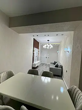 Satılır 2 otaqlı mənzil 75 m²