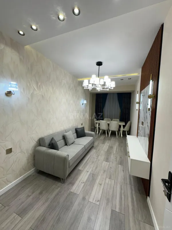 Satılır 2 otaqlı mənzil 75 m²