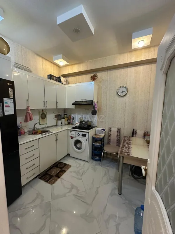Satılır 2 otaqlı mənzil 65 m²