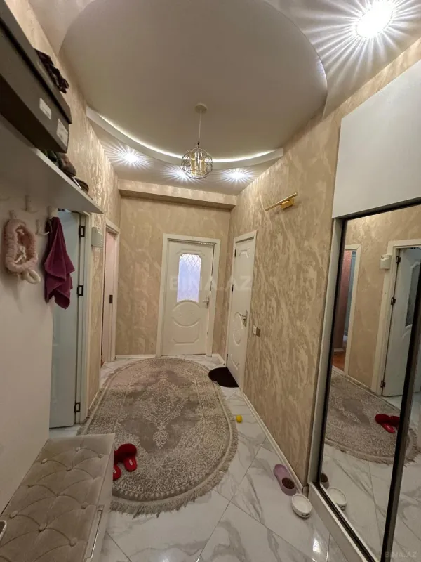Satılır 2 otaqlı mənzil 65 m²