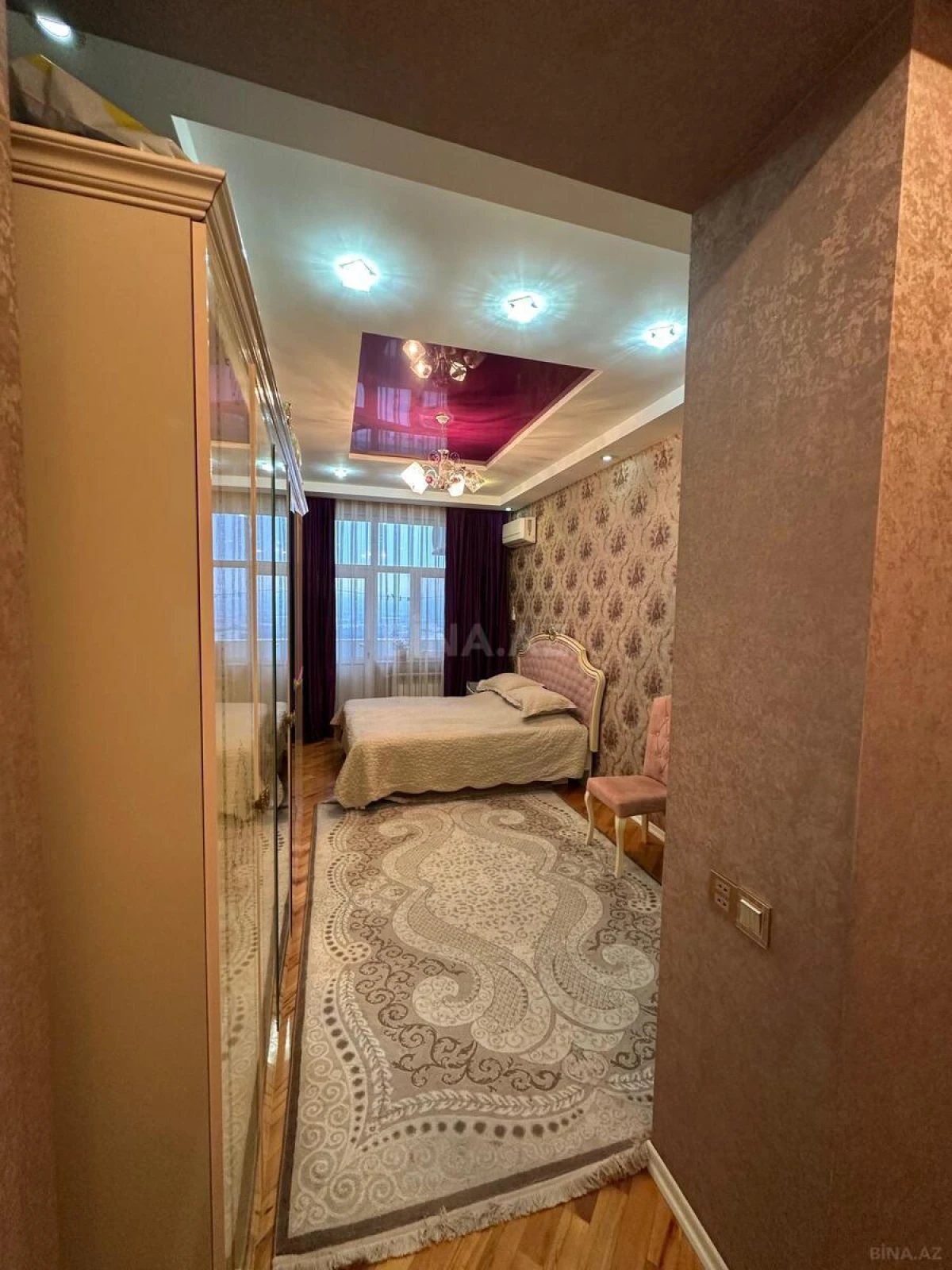 Satılır 2 otaqlı mənzil 65 m²
