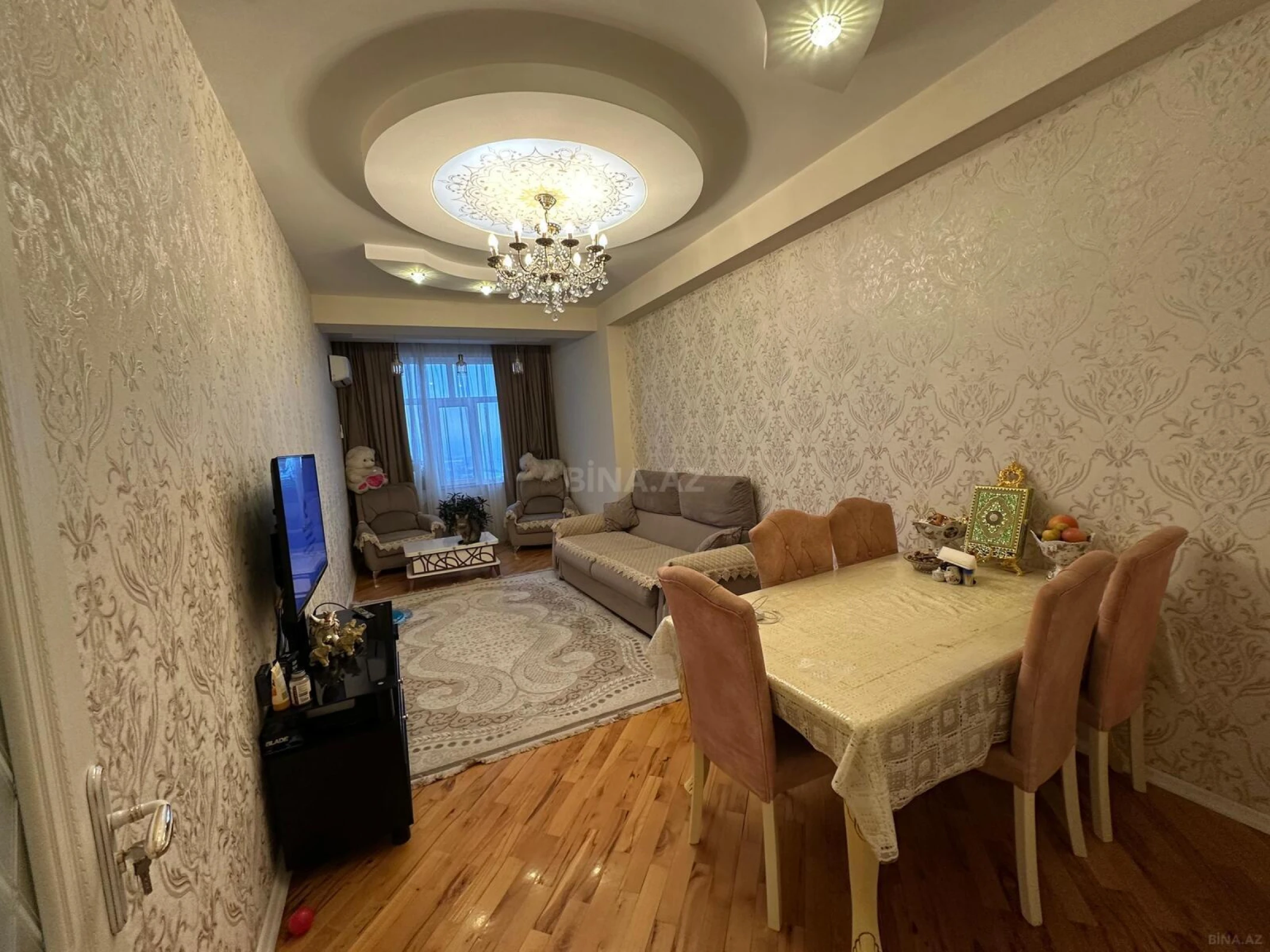 Satılır 2 otaqlı mənzil 65 m²