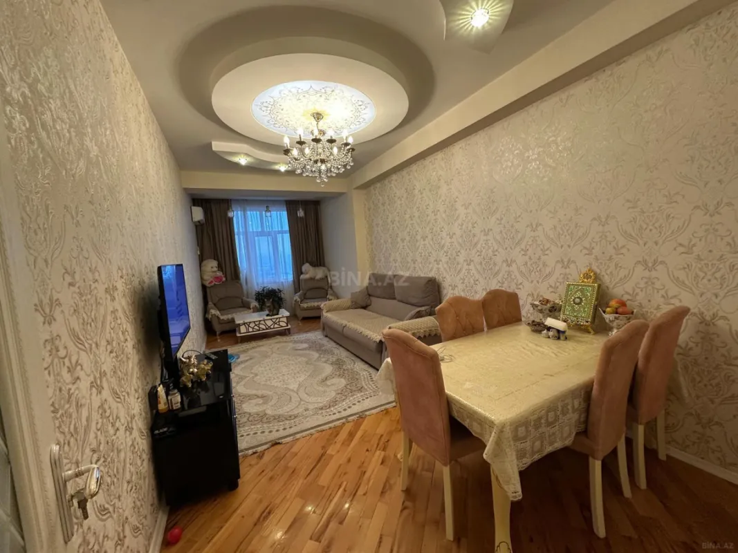 Satılır 2 otaqlı mənzil 65 m²