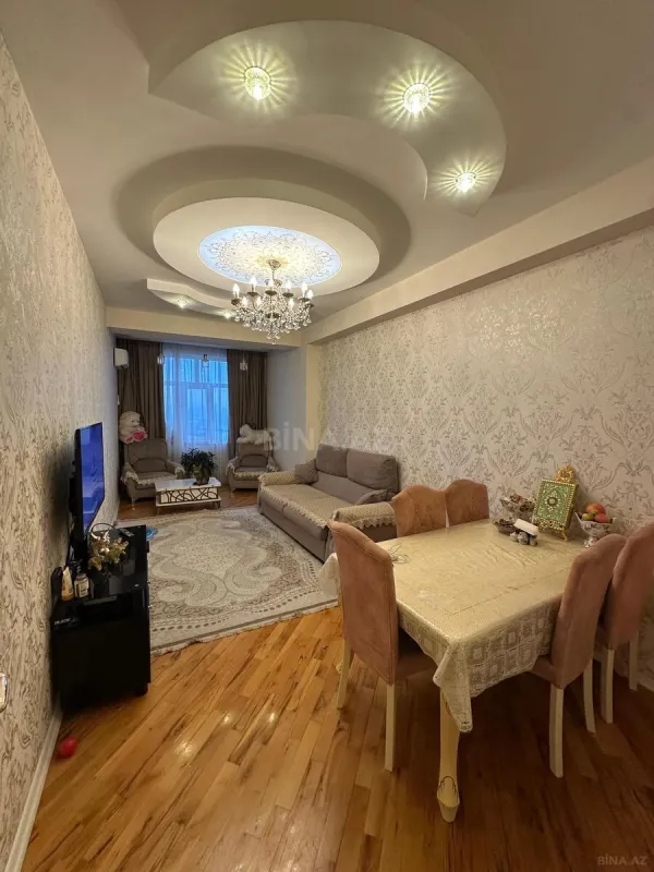 Satılır 2 otaqlı mənzil 65 m²