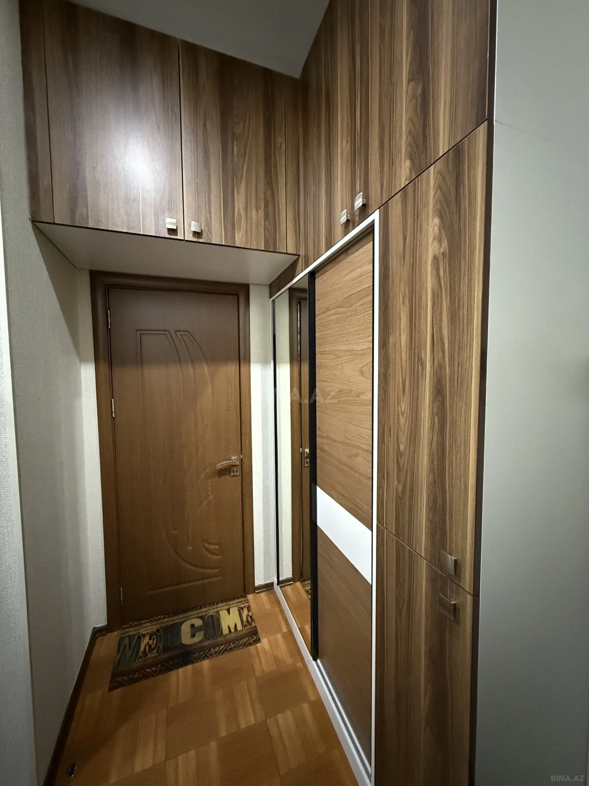 Satılır 2 otaqlı mənzil 68 m²