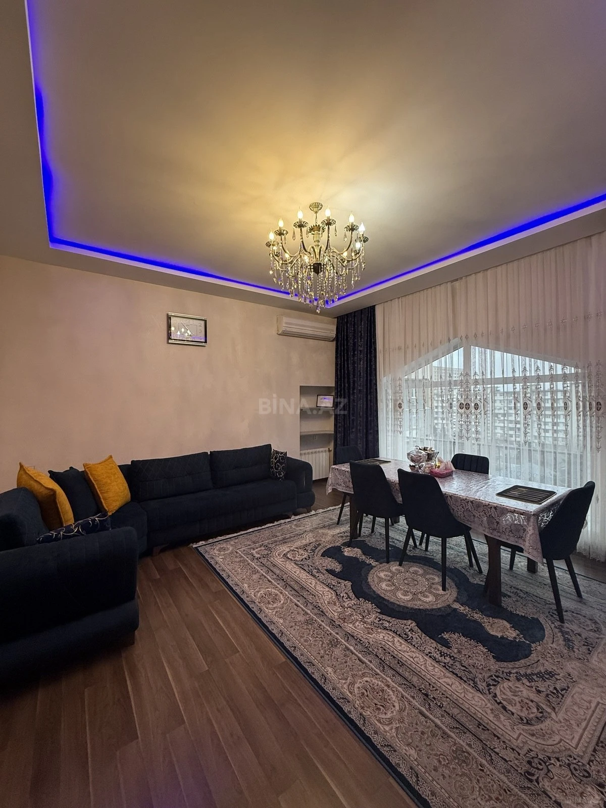 Satılır 2 otaqlı mənzil 68 m²