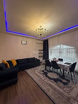 Satılır 2 otaqlı mənzil 68 m²