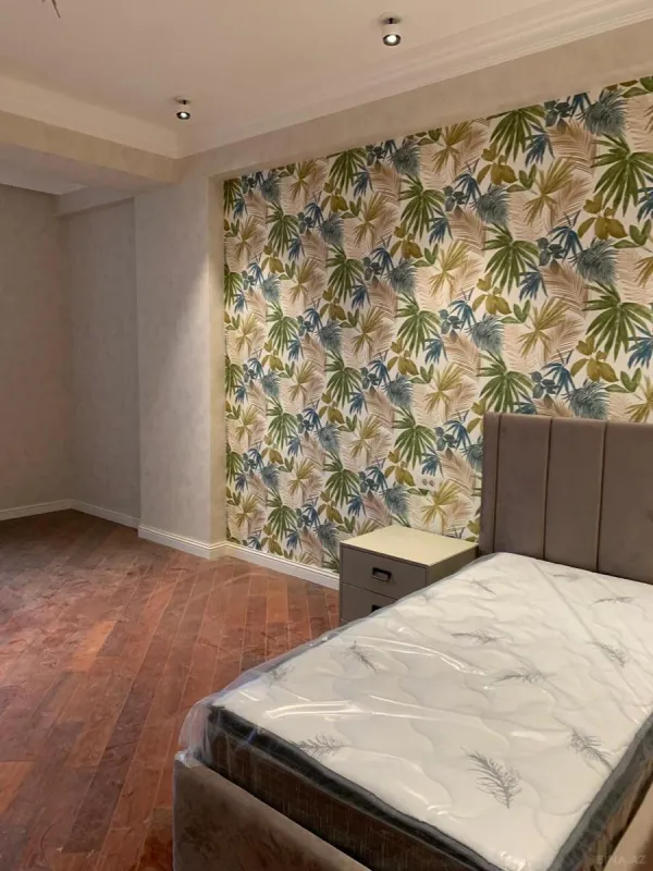 Kirayə verilir 3 otaqlı mənzil 168 m²