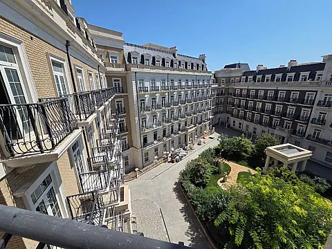 Satılır 3 otaqlı mənzil 112.2 m²