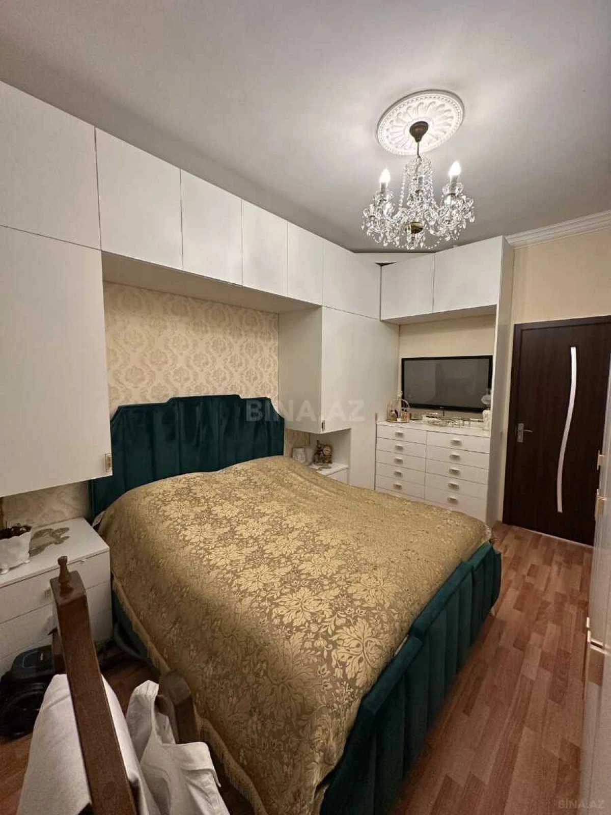 Satılır 2 otaqlı mənzil 60 m²