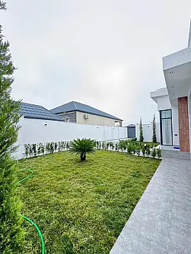 Satılır 4 otaqlı həyət evi 180 m²