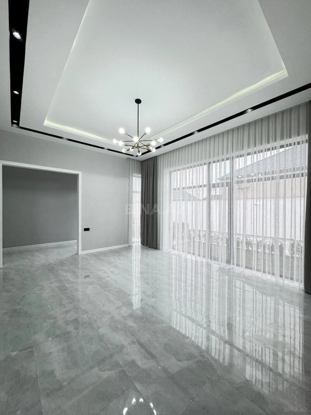 Satılır 4 otaqlı həyət evi 180 m²