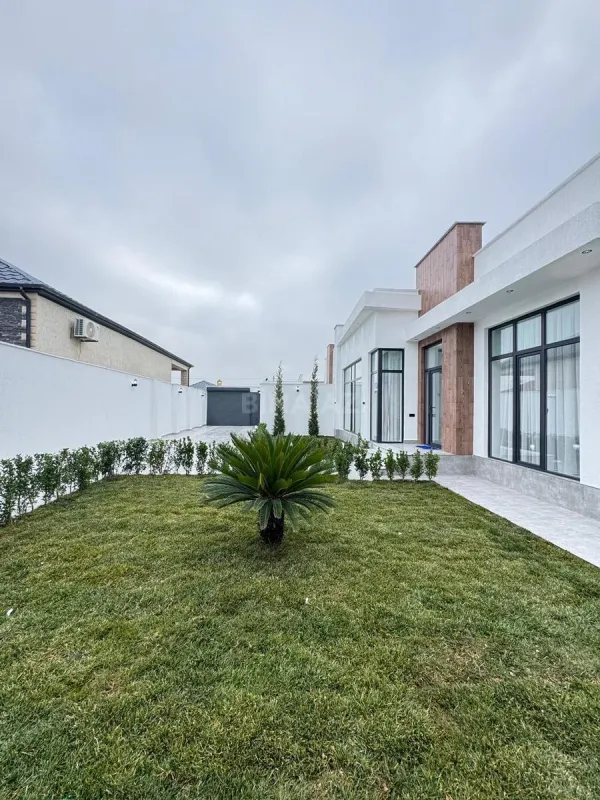 Satılır 4 otaqlı həyət evi 180 m²