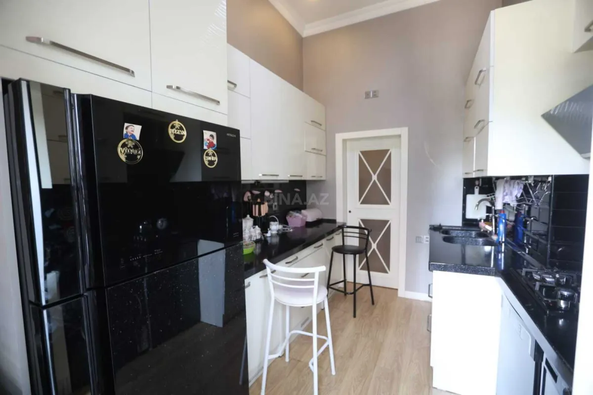 Satılır 3 otaqlı mənzil 100 m²