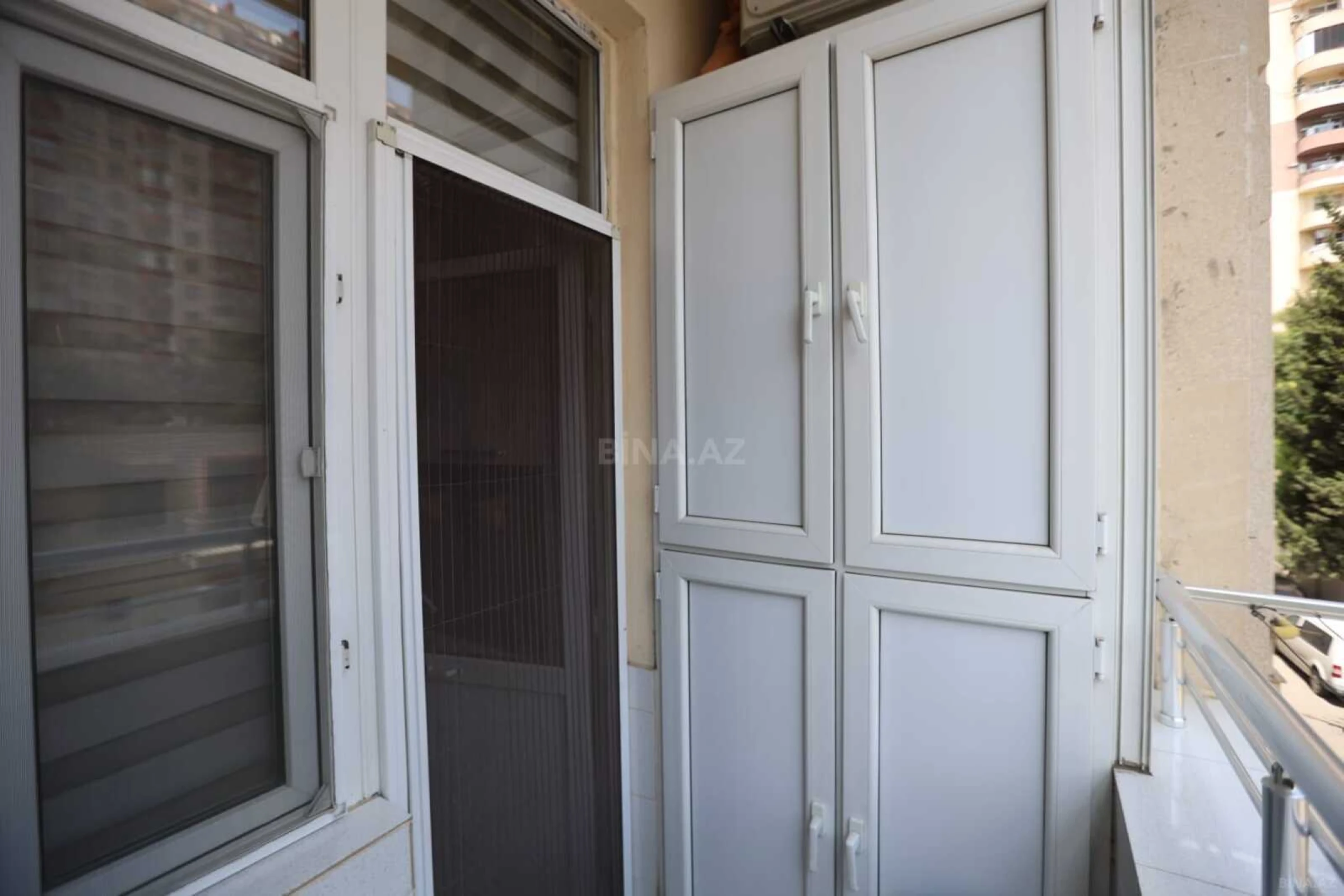 Satılır 3 otaqlı mənzil 100 m²