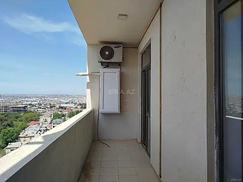 Satılır 3 otaqlı mənzil 110 m²