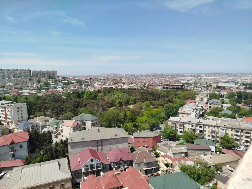 Satılır 3 otaqlı mənzil 110 m²