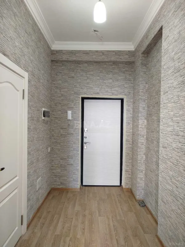 Satılır 3 otaqlı mənzil 110 m²