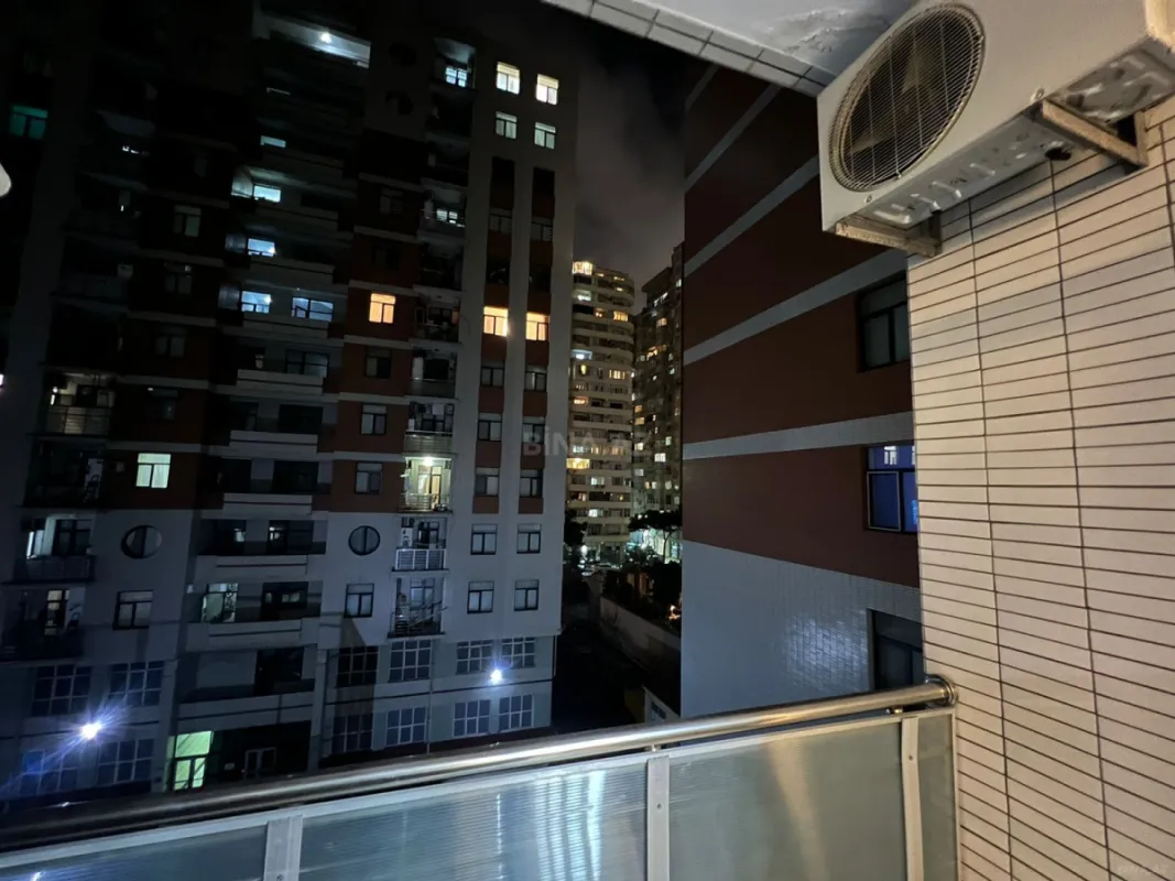 Kirayə verilir 3 otaqlı mənzil 145 m²