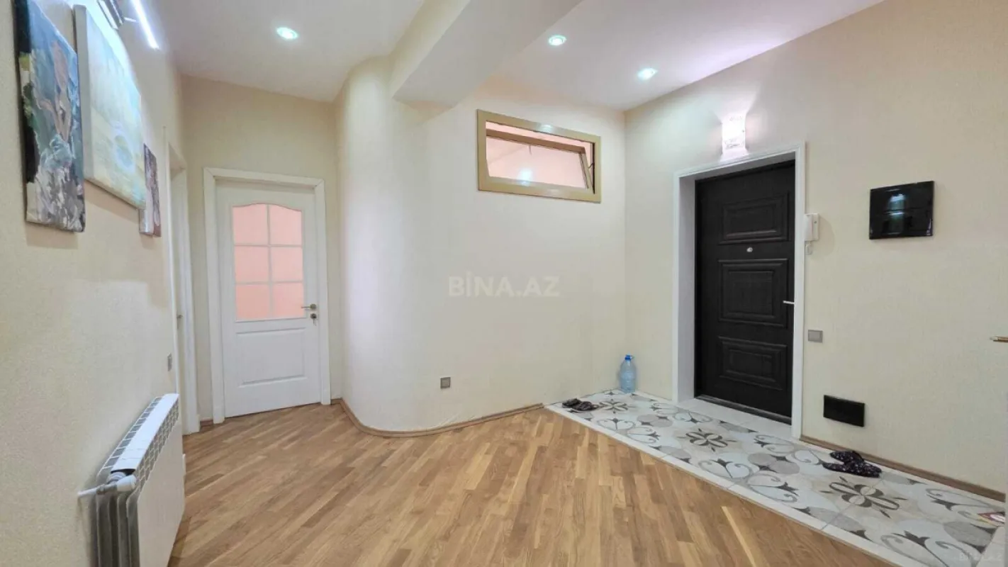 Satılır 3 otaqlı mənzil 100 m²