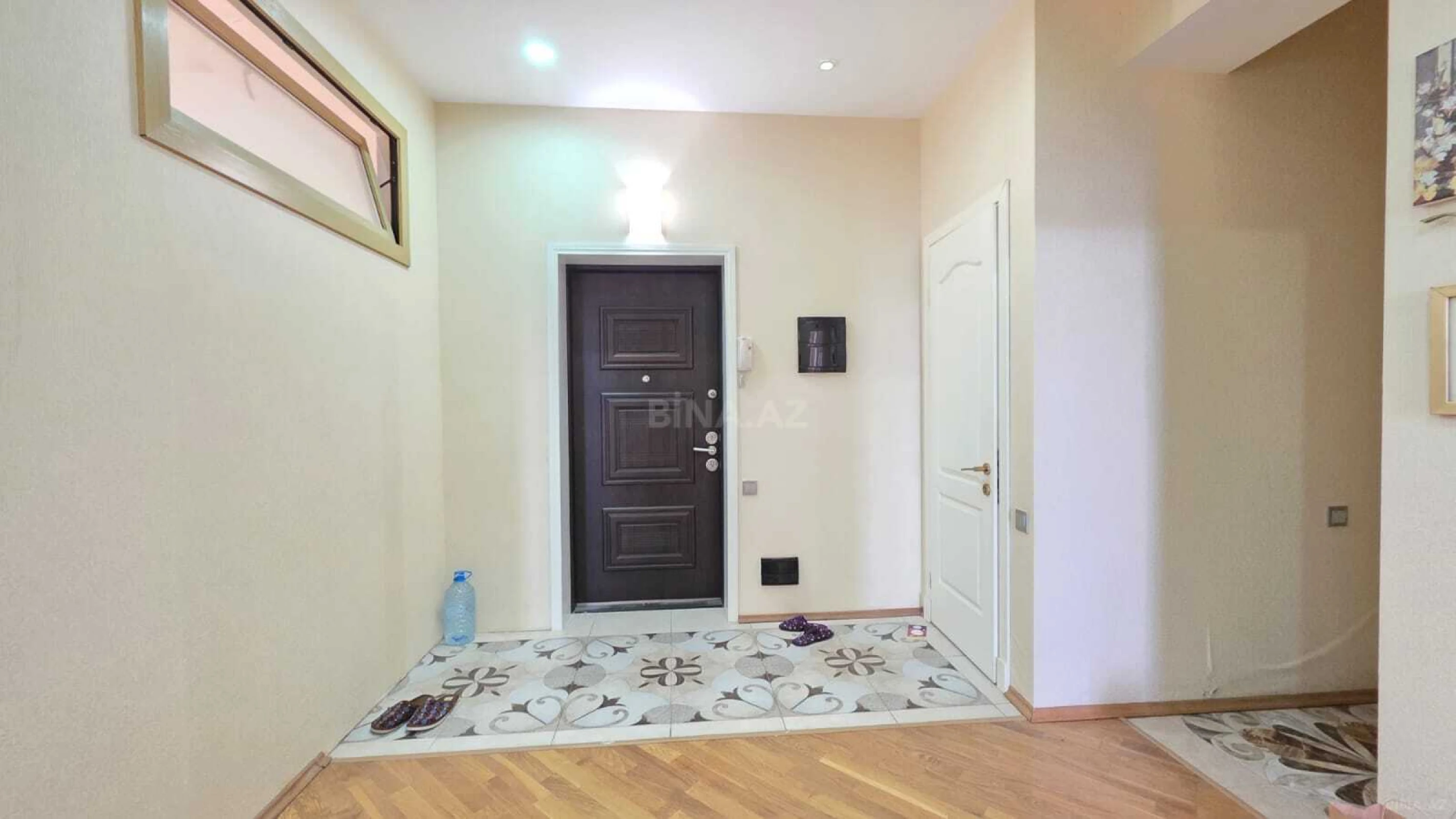 Satılır 3 otaqlı mənzil 100 m²