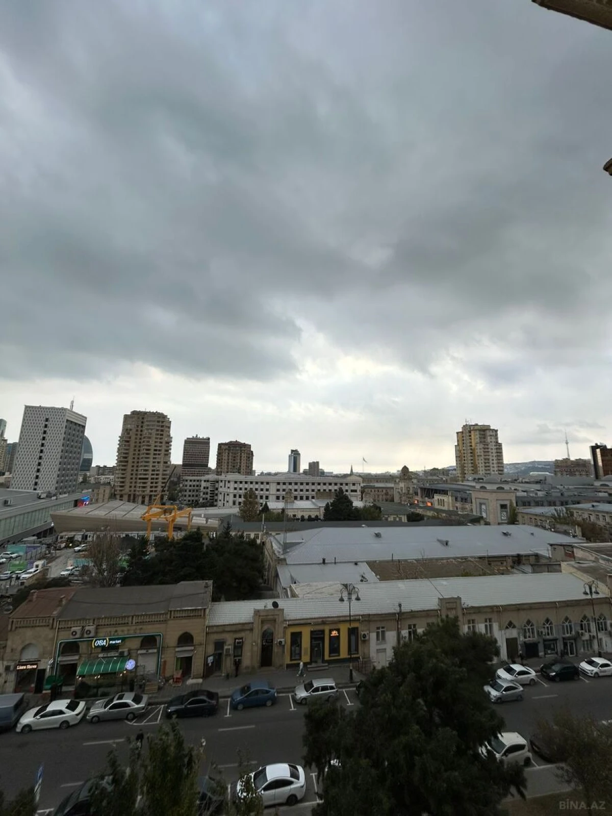 Satılır 3 otaqlı mənzil 110 m²